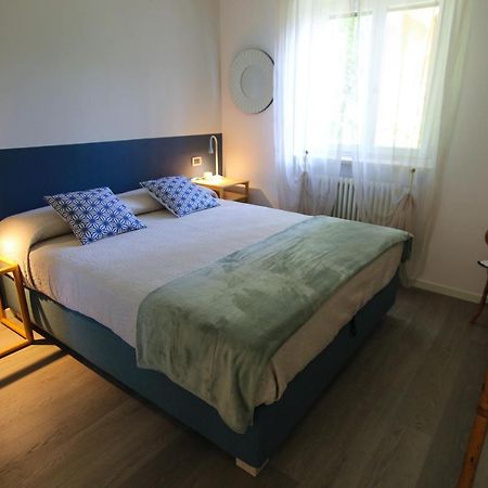 Maison Olive Desenzano del Garda Bagian luar foto